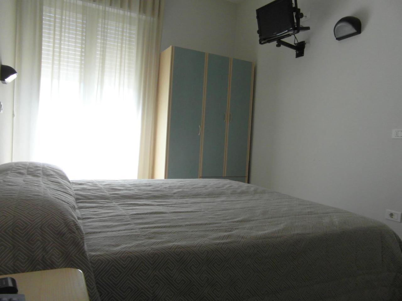 Hotel Admiral Cesenatico Extérieur photo